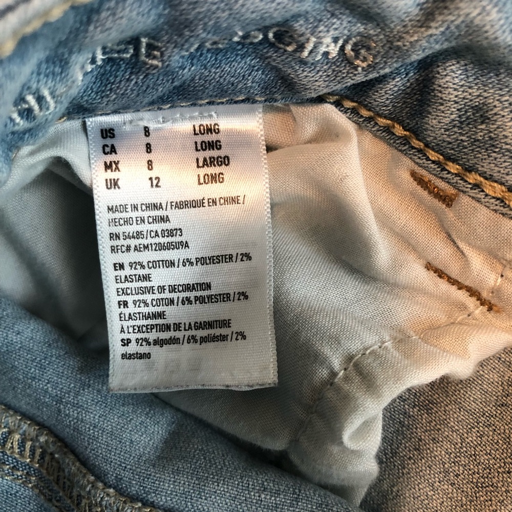 Ripped American eagle jeans roto